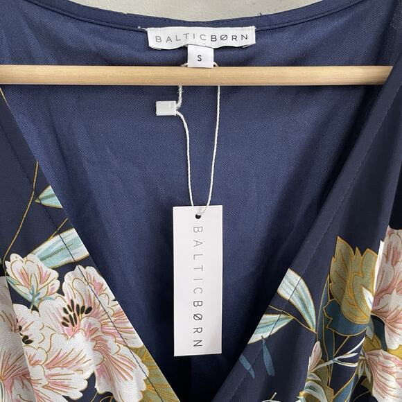 new Baltic Born Navy Blue Multicolor Floral Lined Flowy Maxi Sundress Size S - Picture 4 of 4